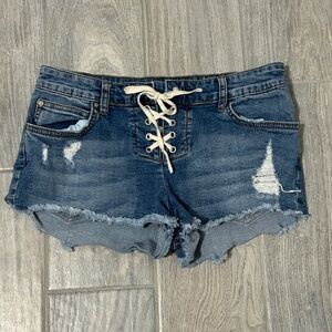 Women's Billabong Distressed Tie Short Jean Shorts - 26